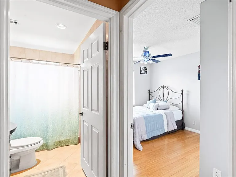 9505 Aegean Dr — Photo 25