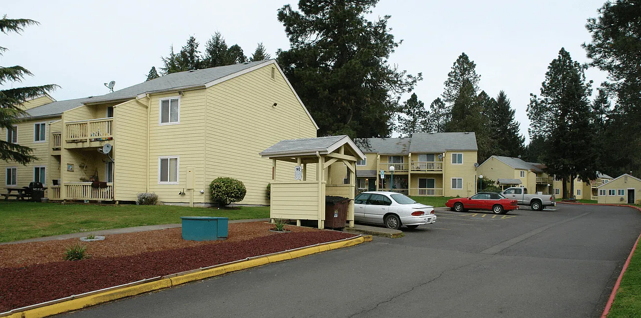 North Slope Village — Photo 2