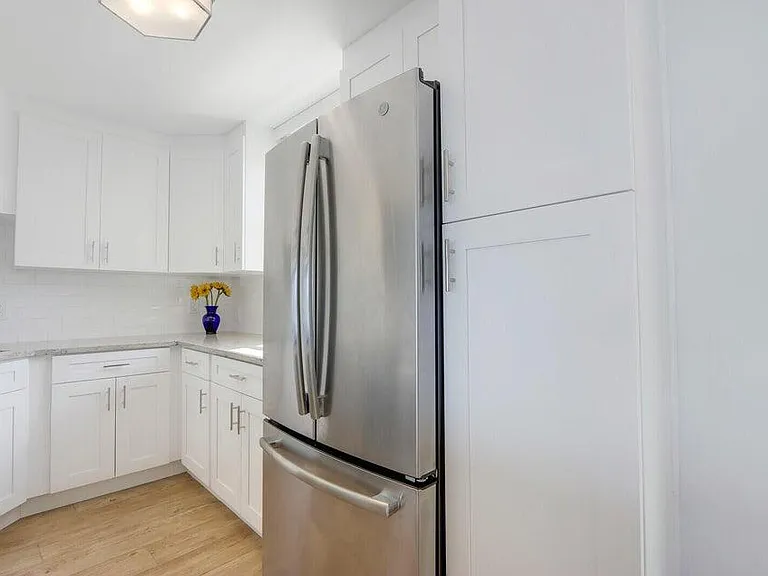 130 Lakeshore Dr #923 — Photo 8