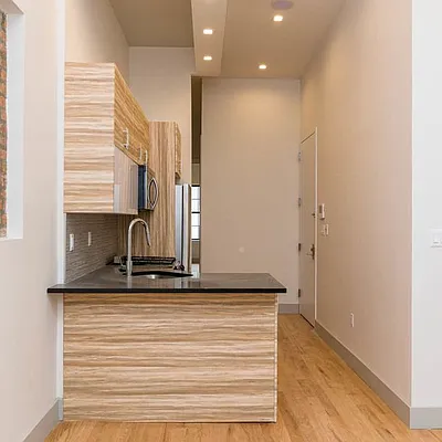 Rented by Nooklyn NYC LLC | media 31