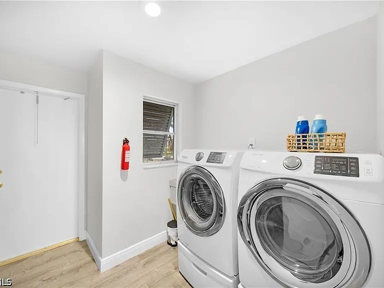 1138 Lucerne Ave #1 — Photo 23