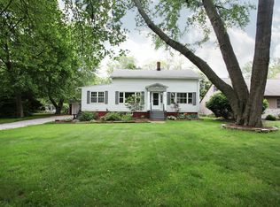 281 Bradley Rd, Bay Village, OH 44140
