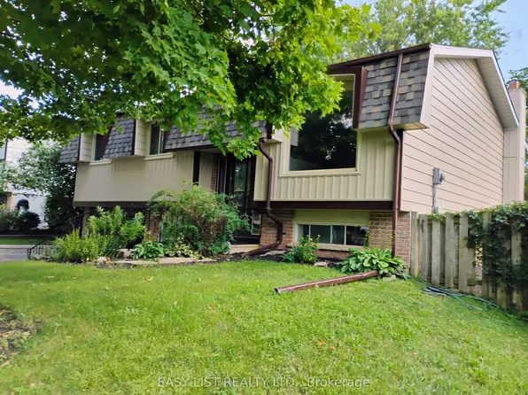 2651 Marsdale Dr, Peterborough, ON K9L 1R5