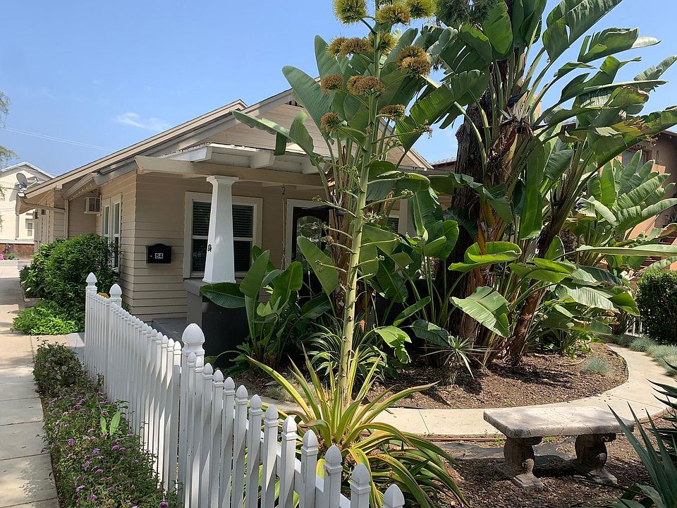1st image of 84 S Grand Oaks Ave