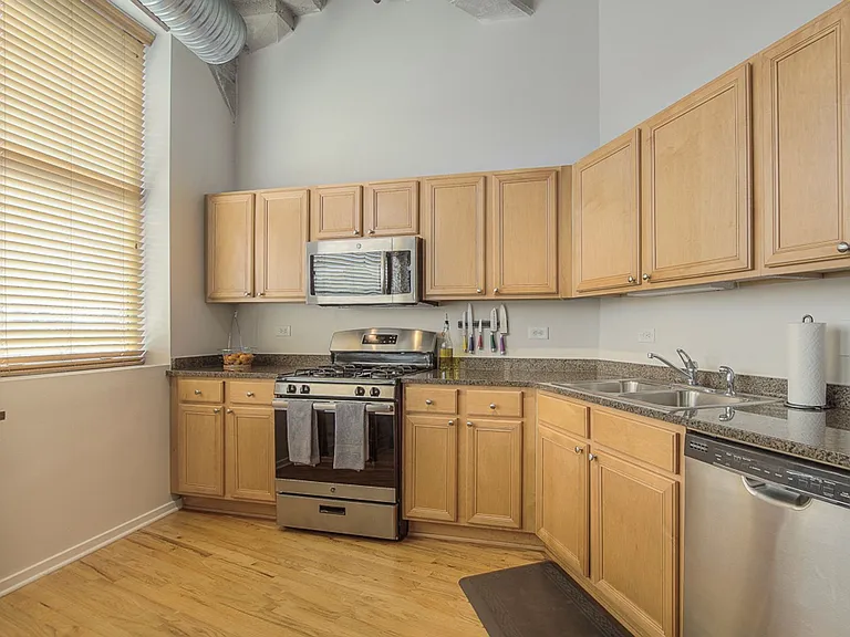 2107 Grand Ave #408 — Photo 8