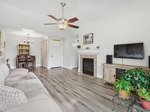 4th image of 8020 Walerga Rd Unit 1168