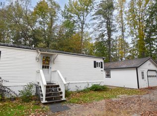 297 E Newport Rd, Stetson, ME 04488