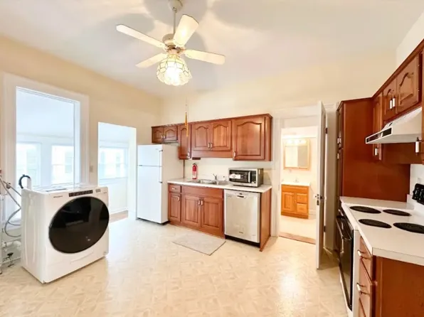 573 Bloom St #201, Danville, PA 17821