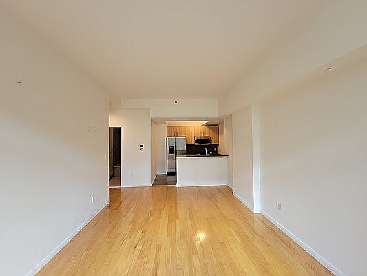 3rd image of 229 W 60th St APT 2K