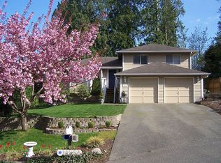 14556 Osprey Pl NE, Poulsbo, WA 98370