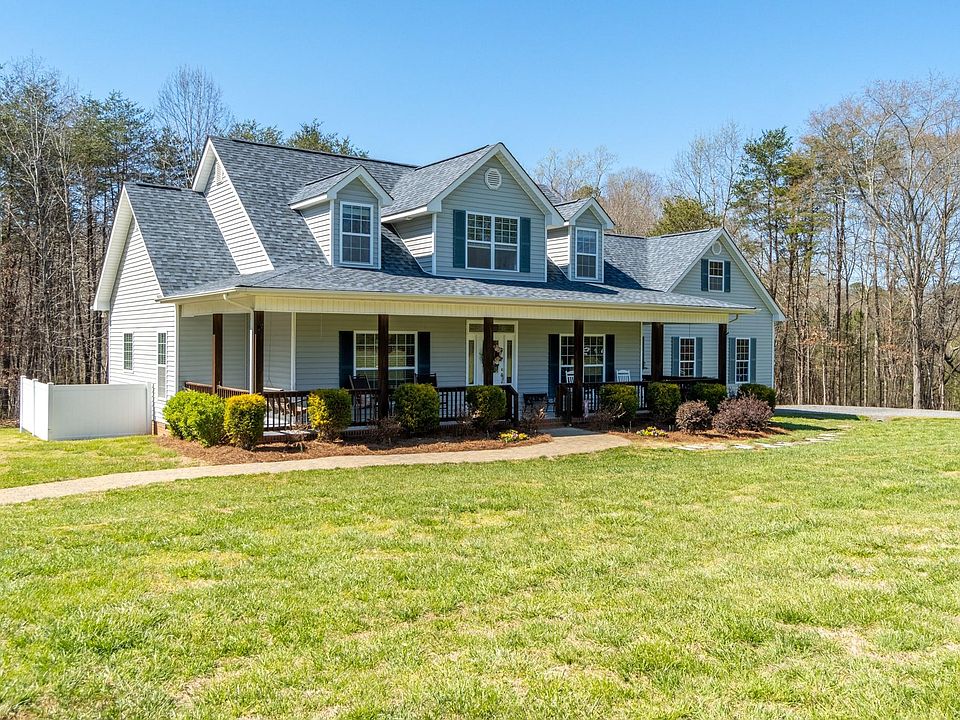 1349 Pell Dr, Lincolnton, NC 28092 Zillow