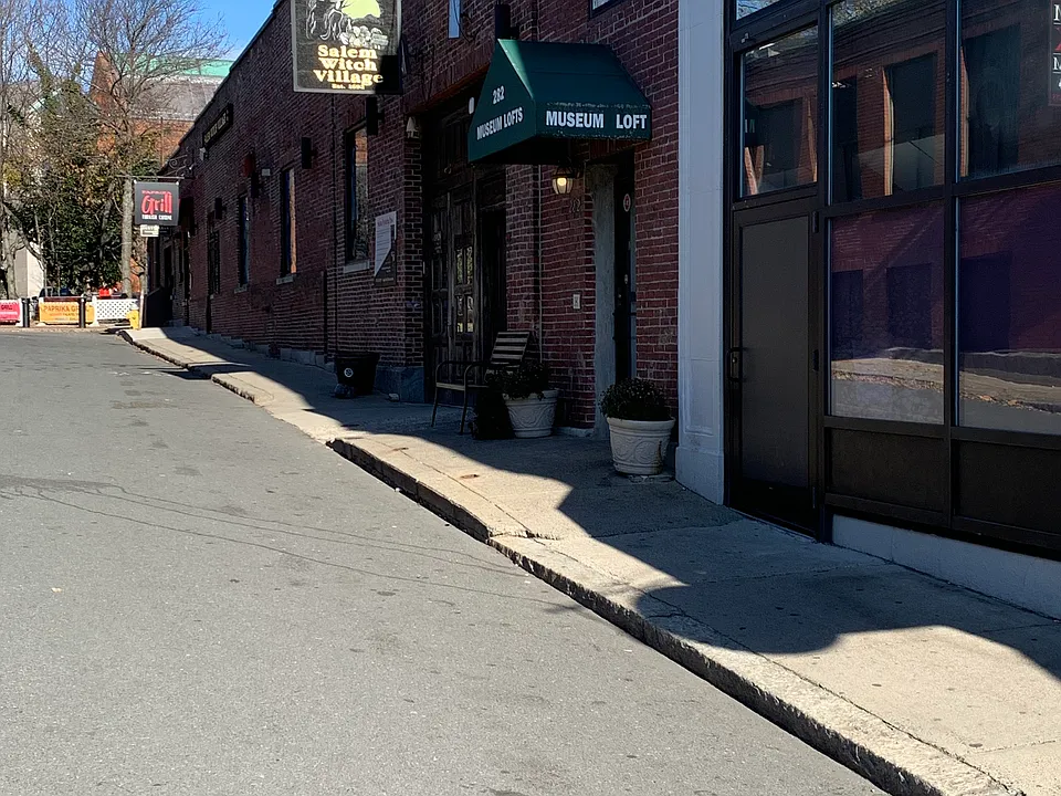278-282 Derby St #7