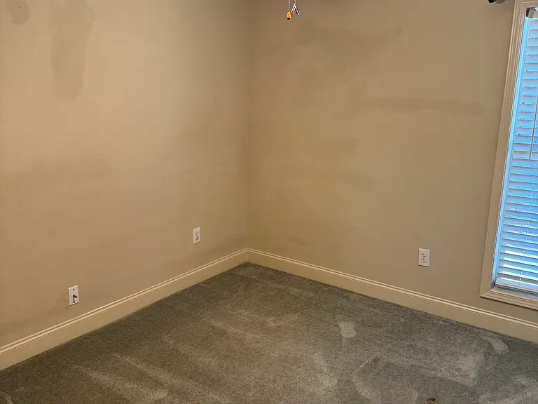 511 Suffolk Cv — Photo 10