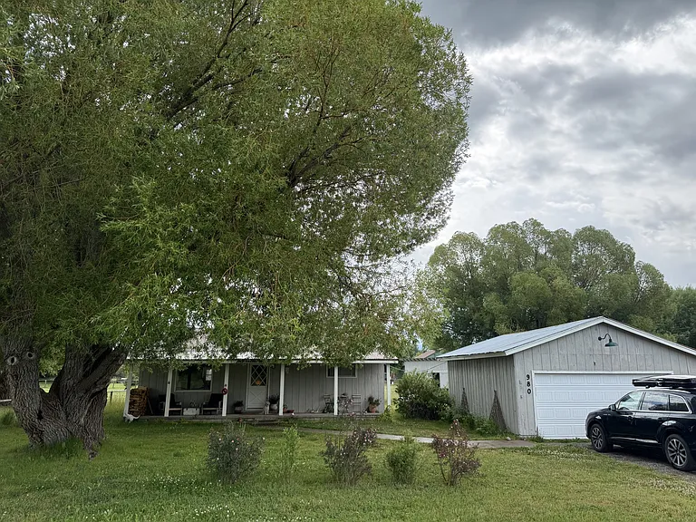980 Wenzel Ln — Photo 30