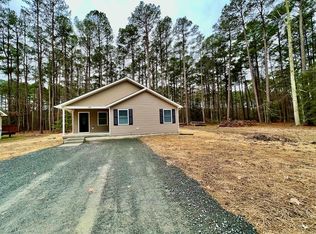 150 Erica Dr, Montross, VA 22520