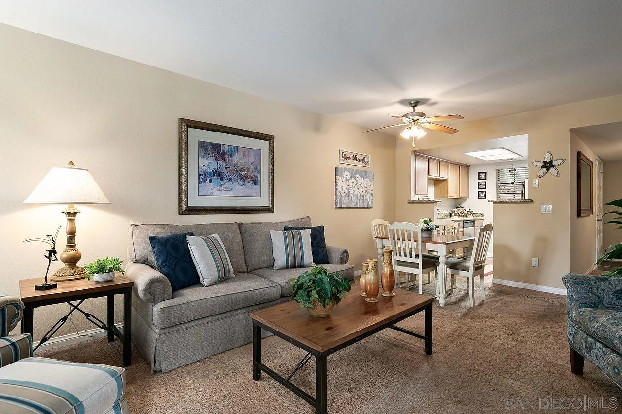 12095 Alta Carmel Ct #6 - 1 — Photo 4