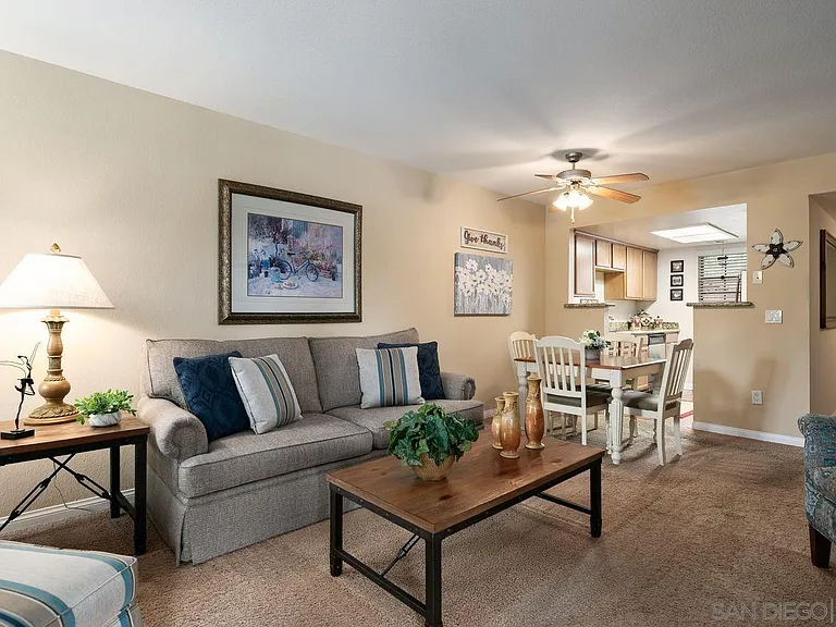 12095 Alta Carmel Ct #6 — Photo 4