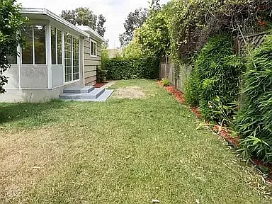 Hickory Ln — Photo 10