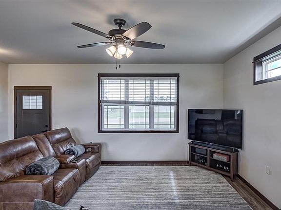 5th image of 14637 41st Avenue