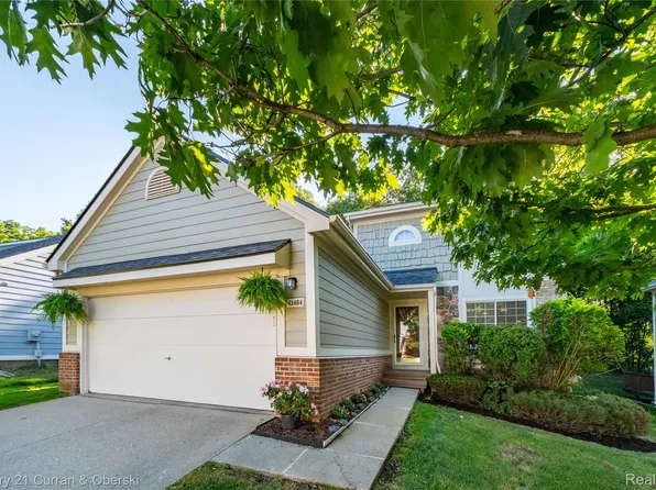 41484 Belden Cir, Novi, MI 48377