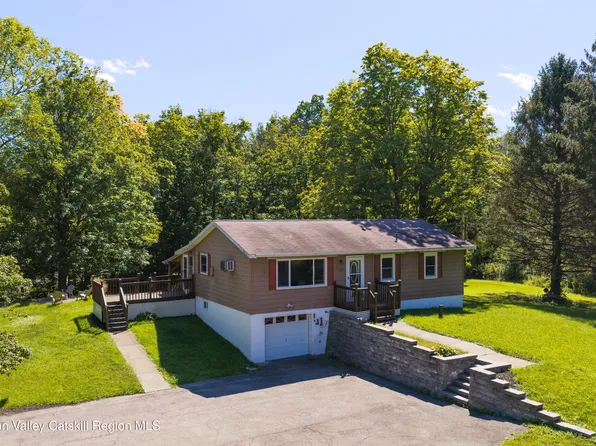 16 Peoples Road, Saugerties, NY 12477