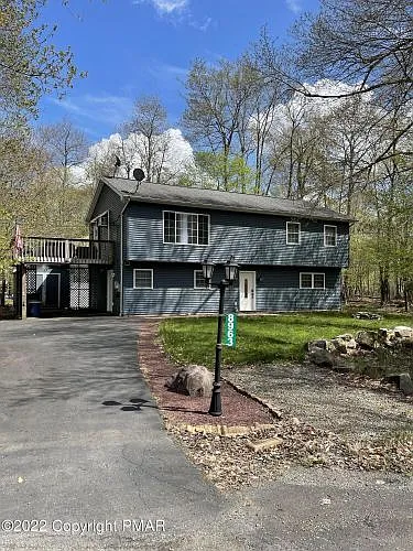 8963 Pheasant Ln photo 1