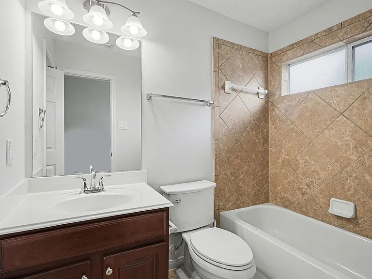 2742 Villa Pisa Ln — Photo 21