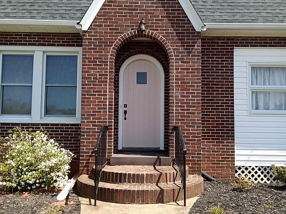 2nd image of 1338 Englewood St