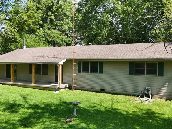 1727 County Highway 1, Geff, IL 62842