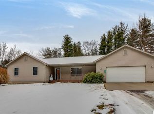 2920 Jack Pine Dr, Jackson, MI 49201