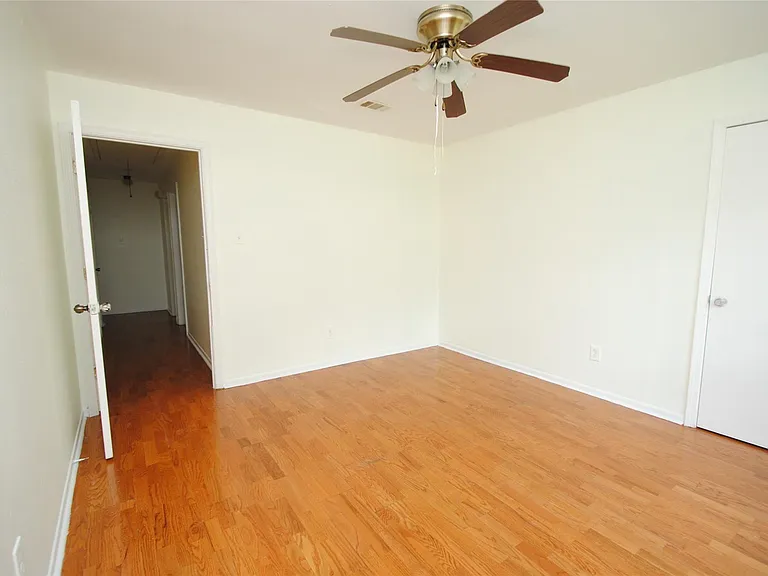 11511 Creekhurst Dr — Photo 28