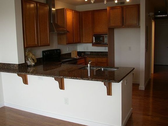 2nd image of 1313 S Clarkson St APT 204