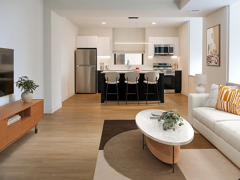 The Standard — Photo 13