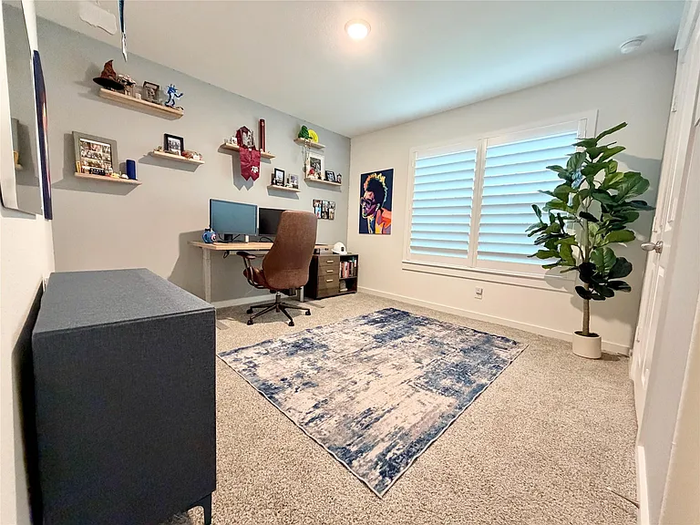 4724 Peony Green Dr — Photo 6