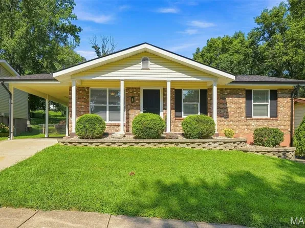 713 Vanderville Dr, Fenton, MO 63026