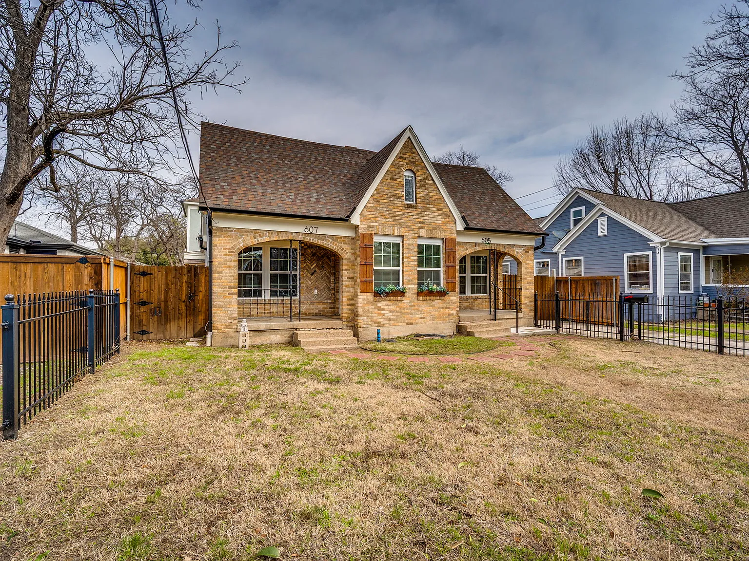 2 bed, 1.5 bath, 1274 sqft, $2,200 — Photo 3