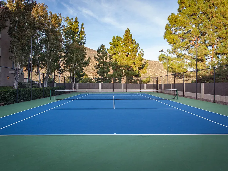 Mission Trails Apartments — Photo 15