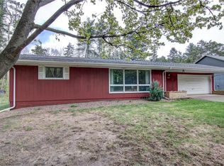 3633 Pine Pl, Eau Claire, WI 54701