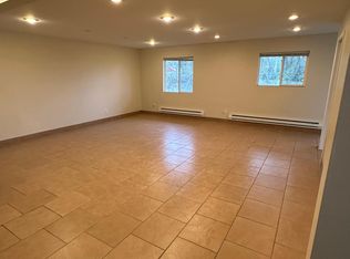 2780 N Brookfield Rd #2, Brookfield, WI 53045