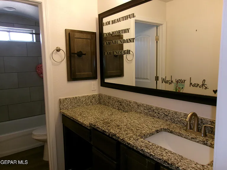11361 Hidalgo Dr — Photo 10
