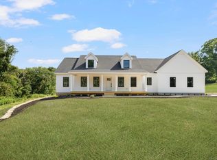 61 Beecher Rd, Brooklyn, CT 06234