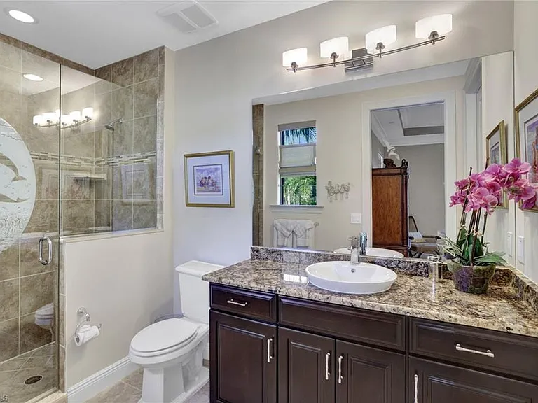 2772 Tiburon Blvd E #5-102 — Photo 8