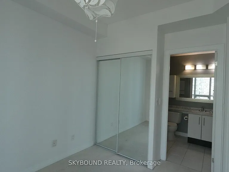 16 Yonge St #2802 — Photo 31