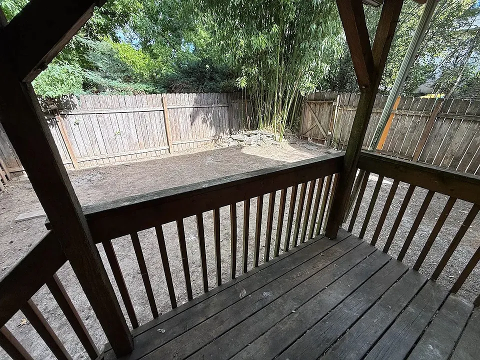 12180 SW Calico Ct