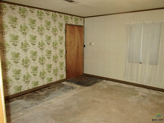 4th image of 8152 Kevin Dr