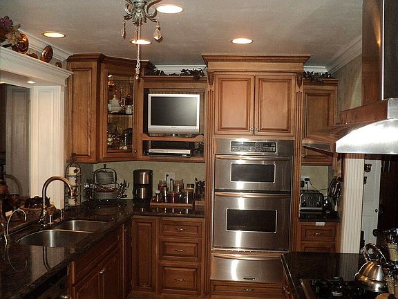 5th image of 13591 Woodland Dr