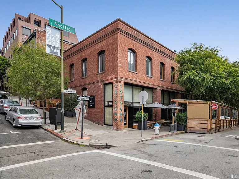 733 Front St #204 — Photo 40