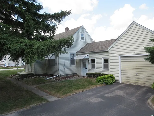 1171 Midland Rd photo 1