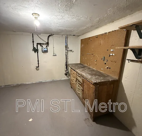1238 Hoyt Dr — Photo 10