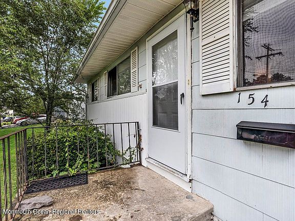 5th image of 154 Attison Ave